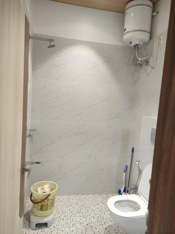 Vatika Homestay Varanasi Exteriör bild